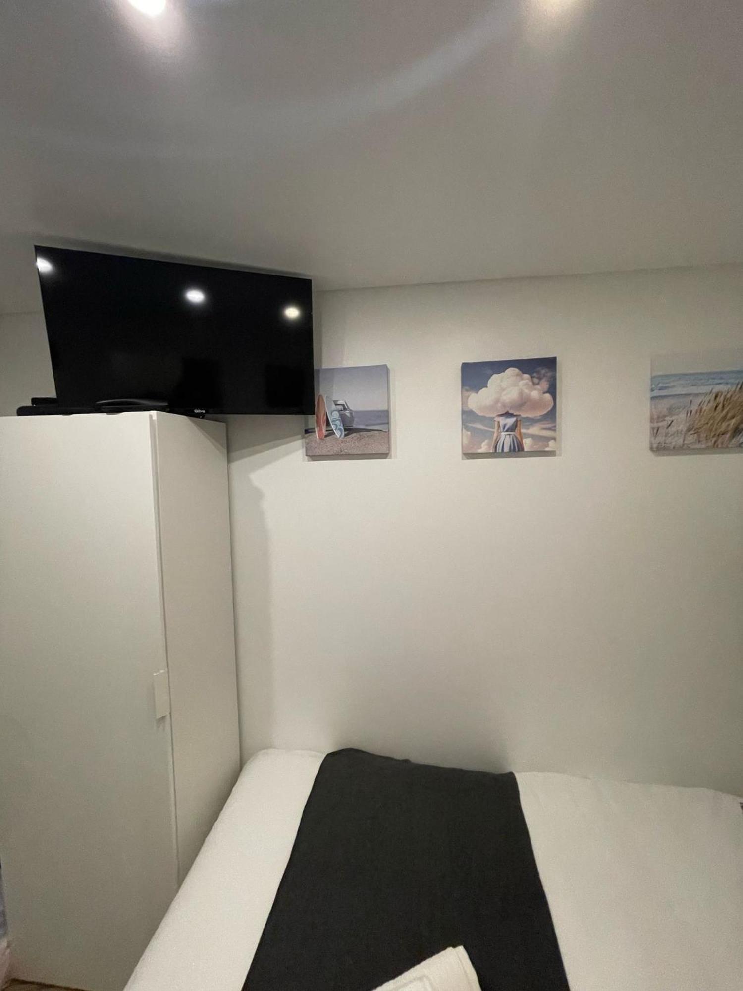 - Centro Historico Mouraria Homestay