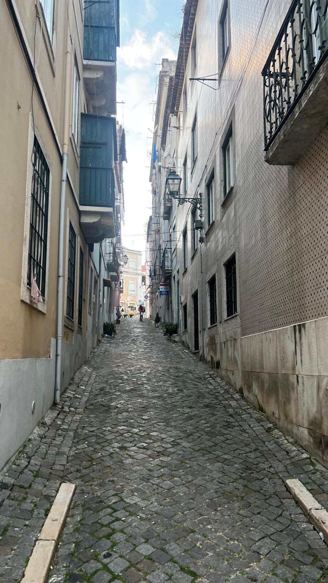 - Centro Historico Mouraria Homestay *